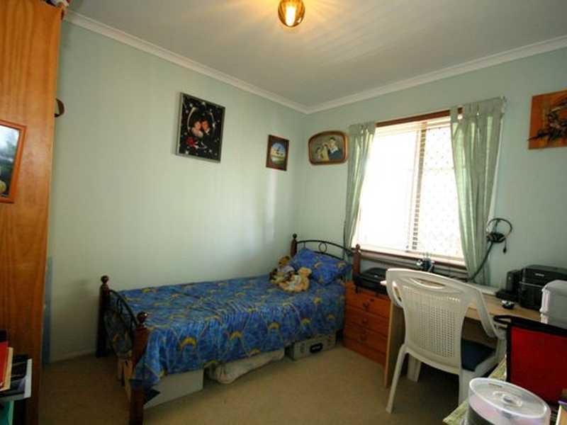 11 Huntress Court, Logan Central QLD 4114