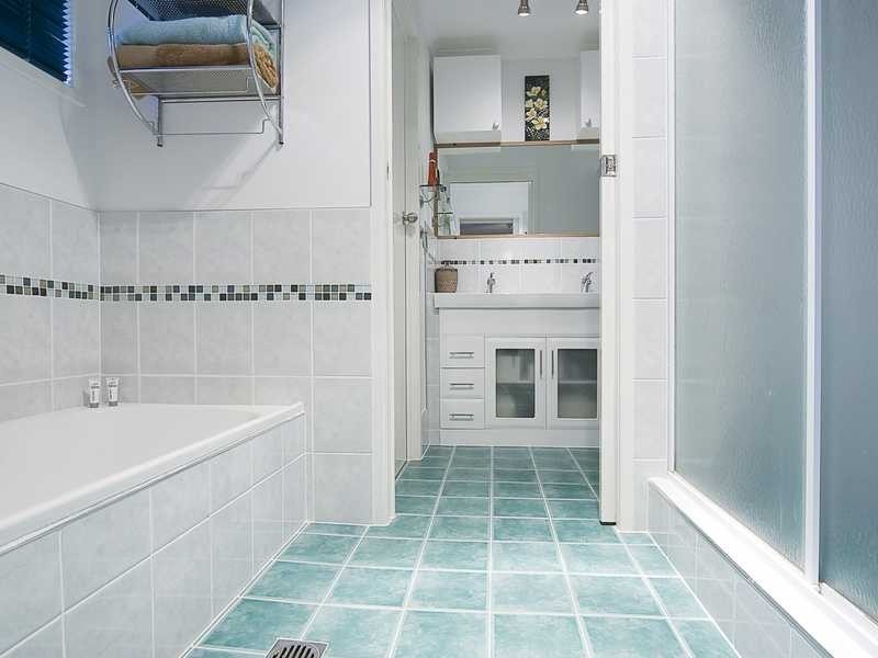 2 Epson Court, Daisy Hill QLD 4127