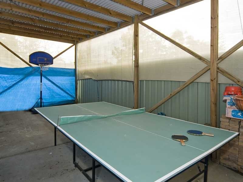 2 Epson Court, Daisy Hill QLD 4127