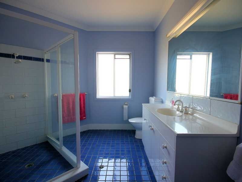 17 Paraburdoo Cres, Shailer Park QLD 4128