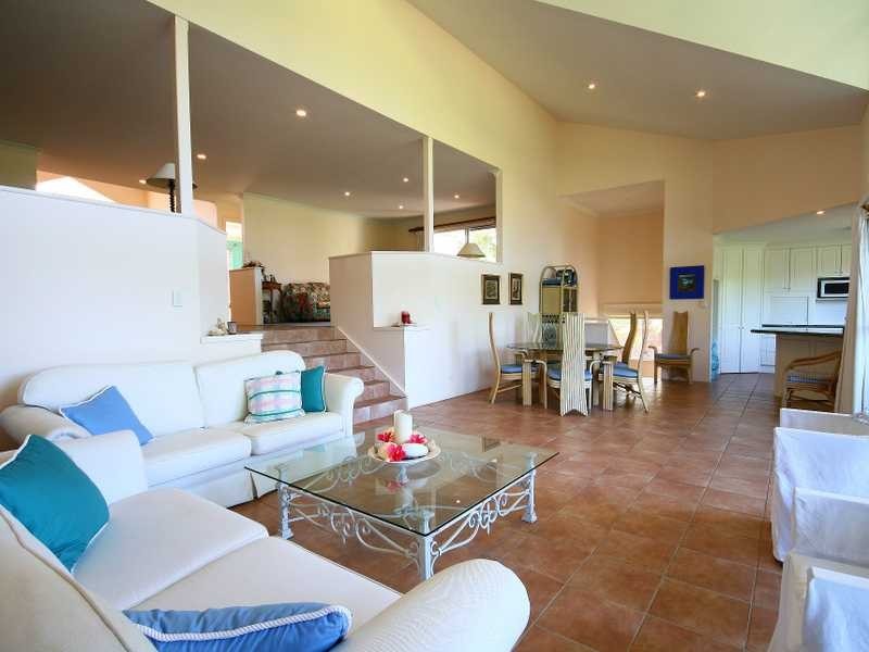 17 Paraburdoo Cres, Shailer Park QLD 4128