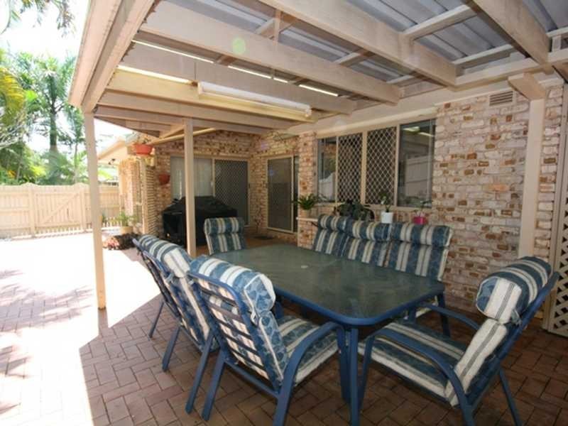 1 Charnley Court, Shailer Park QLD 4128