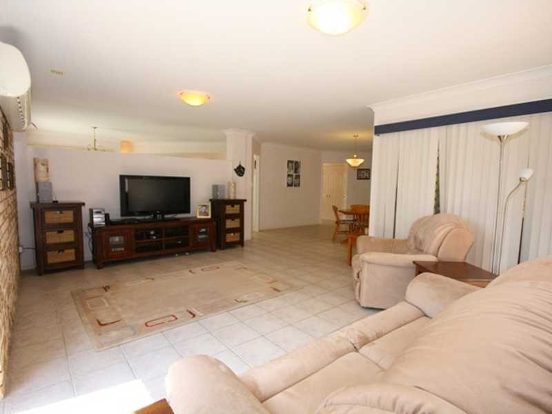 1 Charnley Court, Shailer Park QLD 4128