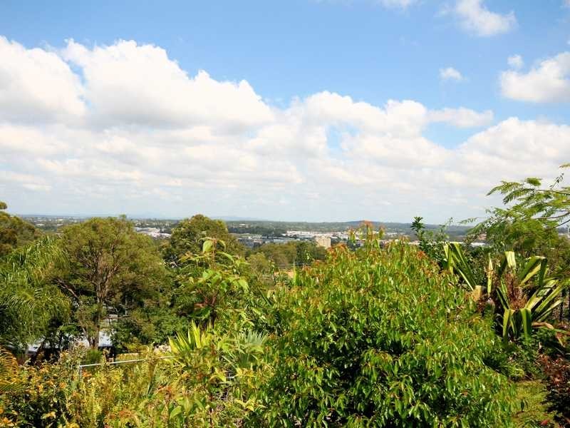 7 Elwyn Court, Springwood QLD 4127