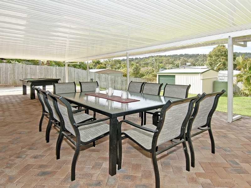 15 Drake Road, Springwood QLD 4127