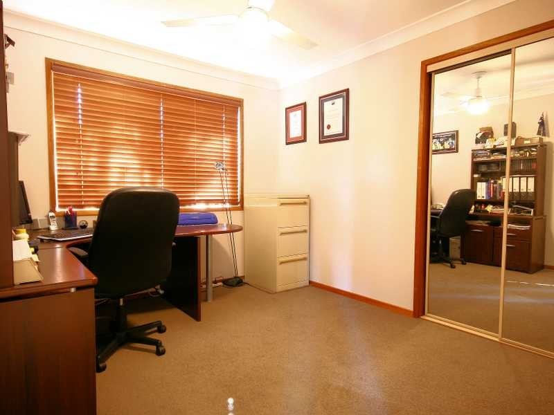 30 Loffs Road, Loganholme QLD 4129