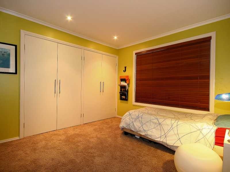 1 Mangaroon Court, Shailer Park QLD 4128