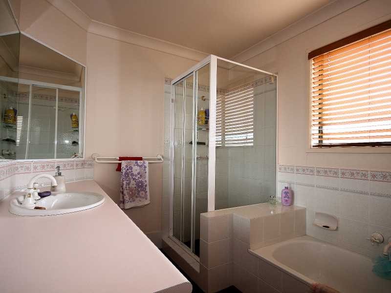 106 Koolan Crescent, Shailer Park QLD 4128