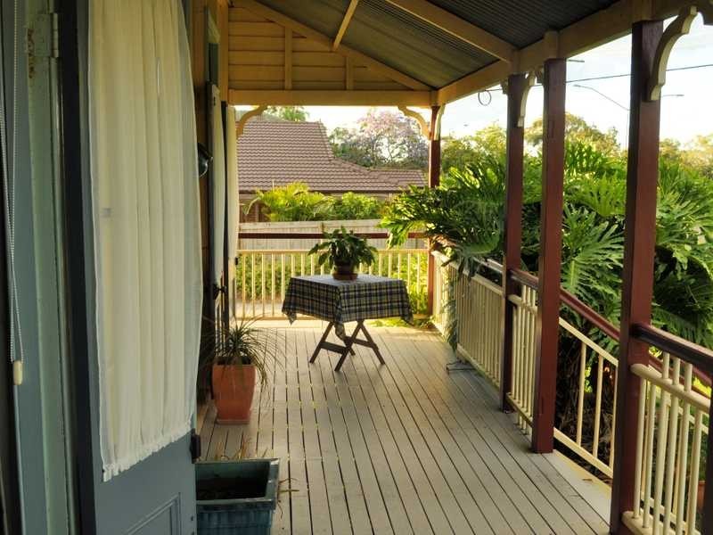 245 Springwood Road, Springwood QLD 4127