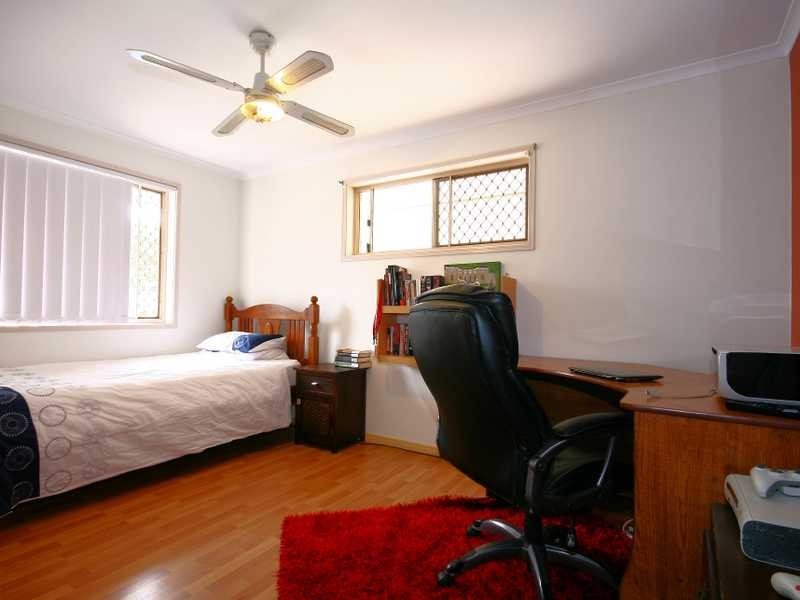 14 Seletar Place, Tanah Merah QLD 4128