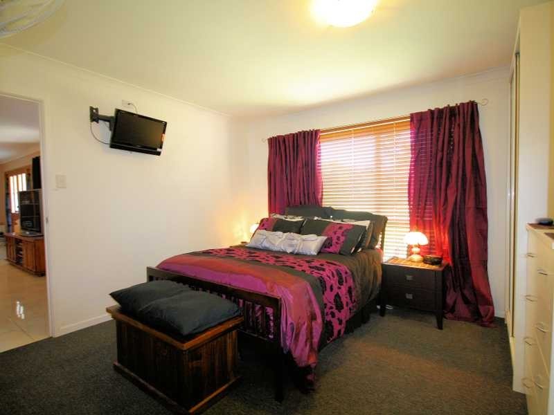 12 Myrtle Street, Waterford West QLD 4133