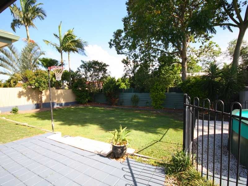 12 Myrtle Street, Waterford West QLD 4133