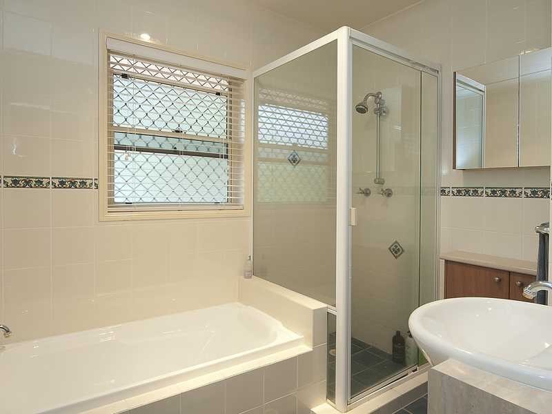 12-14 Leo Lindo Drive, Shailer Park QLD 4128