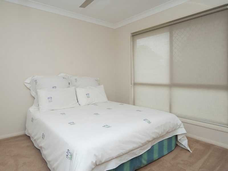 19 Rosewood Street, Daisy Hill QLD 4127