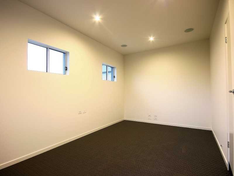 35 Yarabah Crescent, Shailer Park QLD 4128