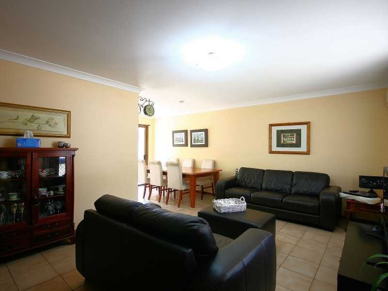 2 Crump Street, Loganholme QLD 4129