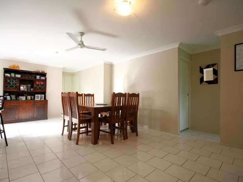 5 Hanlon Street, Tanah Merah QLD 4128