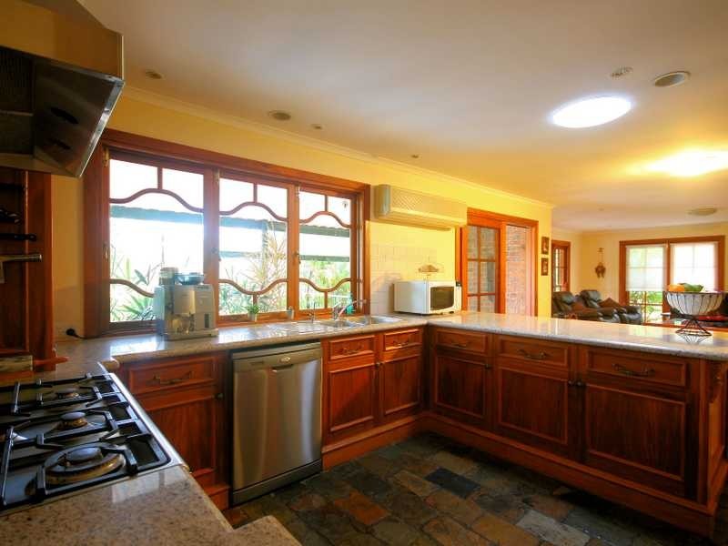 10 Rocklily Court, Shailer Park QLD 4128