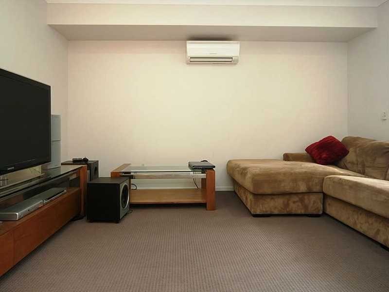 1/45-47 Shailer Road, Shailer Park QLD 4128