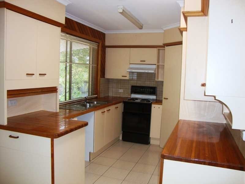 1 Lorimer Street, Springwood QLD 4127