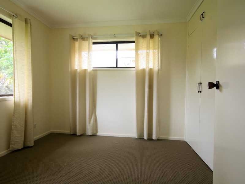 54 Barbaralla Drive, Springwood QLD 4127