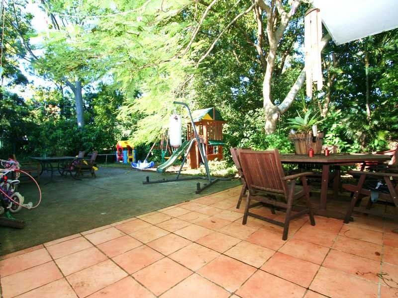 58 Nujooloo Road, Slacks Creek QLD 4127