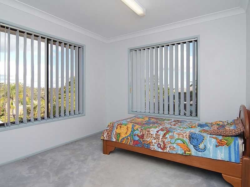 13 Paraburdoo Crescent, Shailer Park QLD 4128
