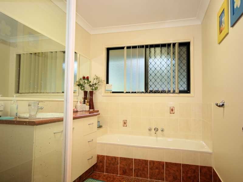 429 Springwood Road, Daisy Hill QLD 4127