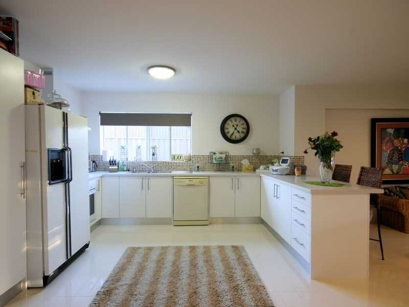 33 Yarabah Crescent, Shailer Park QLD 4128