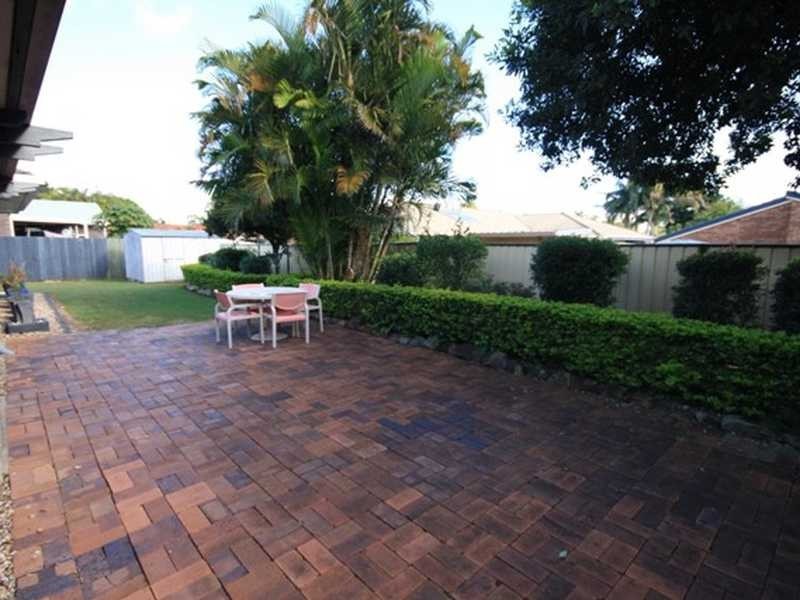 9 Haymer Court, Meadowbrook QLD 4131