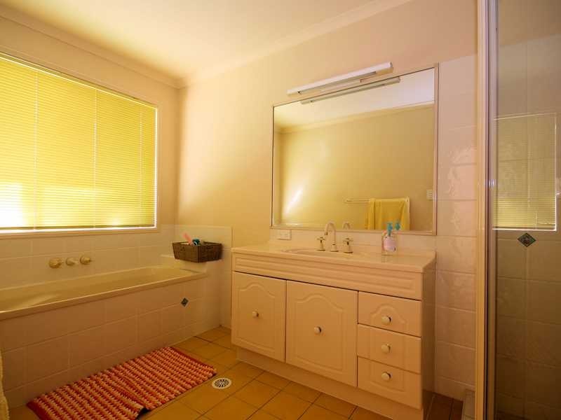 22 Tangadee Court, Shailer Park QLD 4128