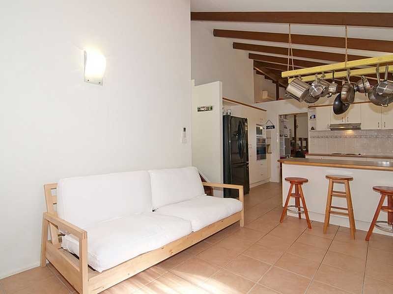 51 Jardine Drive, Springwood QLD 4127