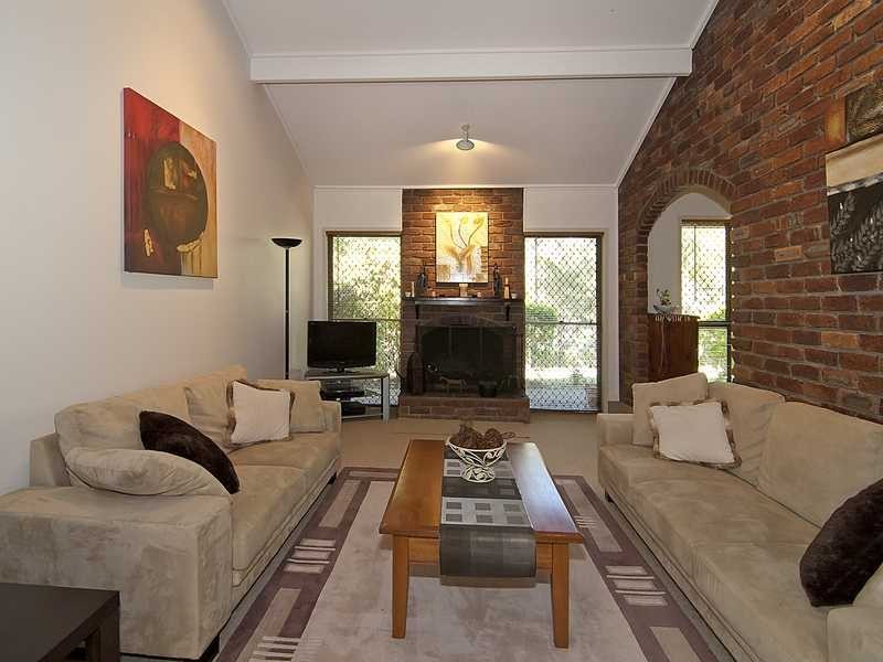 3/16 Dorset Drive, Springwood QLD 4127