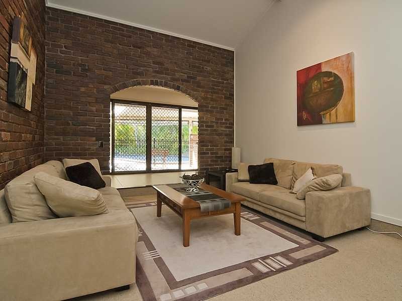 3/16 Dorset Drive, Springwood QLD 4127