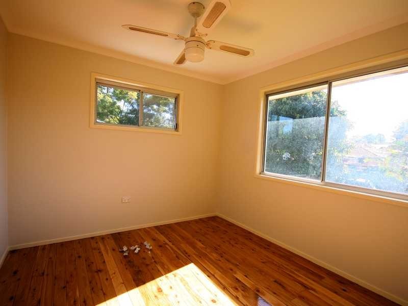 31 Winnetts Rd, Daisy Hill QLD 4127
