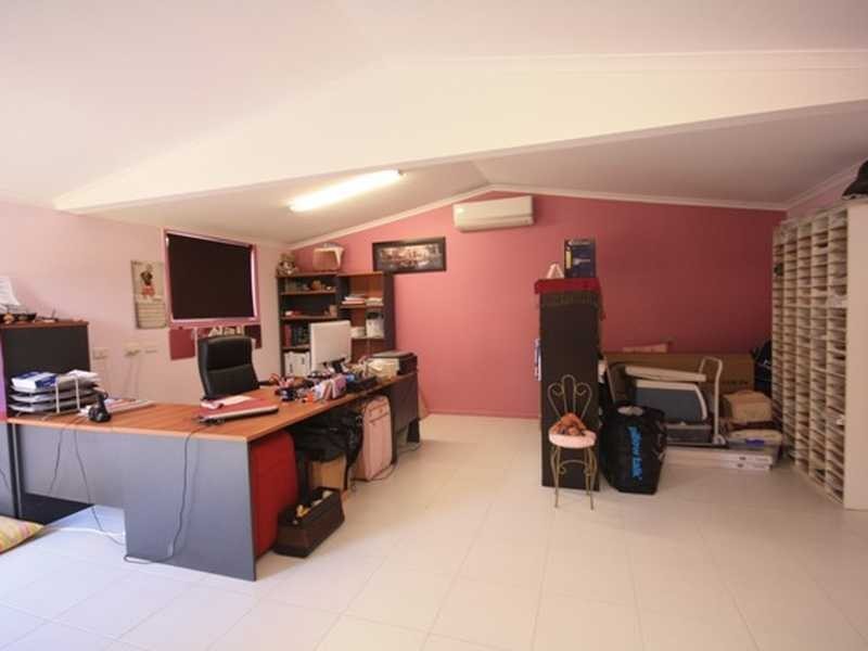 35 Myall Street, Crestmead QLD 4132