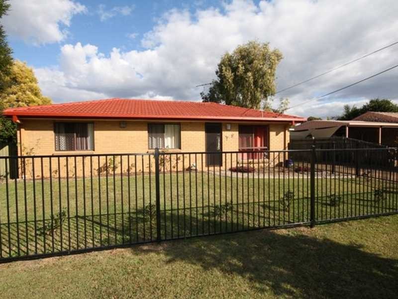 35 Myall Street, Crestmead QLD 4132
