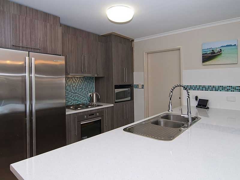 94 Tansey Drive, Tanah Merah QLD 4128