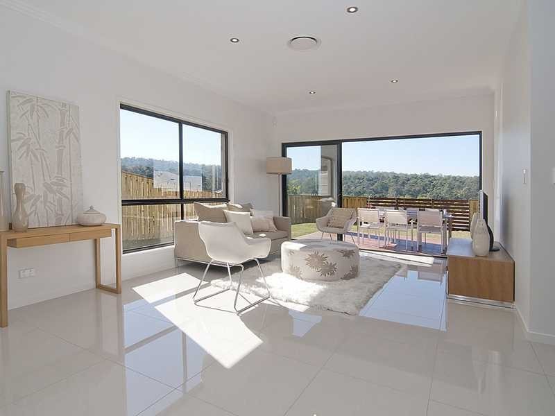 32 Dennis Vale Drive, Daisy Hill QLD 4127