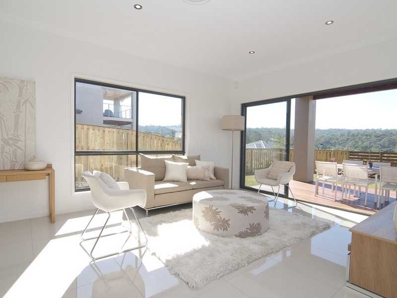 32 Dennis Vale Drive, Daisy Hill QLD 4127