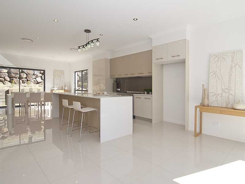 32 Dennis Vale Drive, Daisy Hill QLD 4127