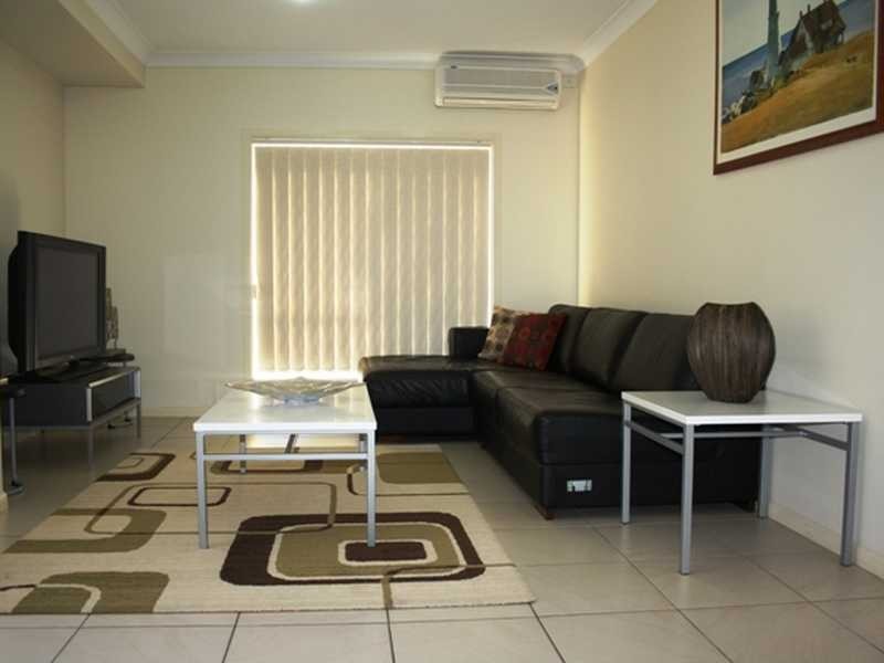 5 Van Dieman Crescent, Springwood QLD 4127