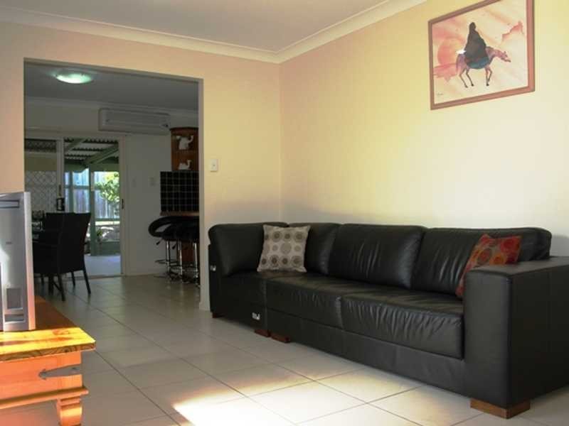 5 Van Dieman Crescent, Springwood QLD 4127