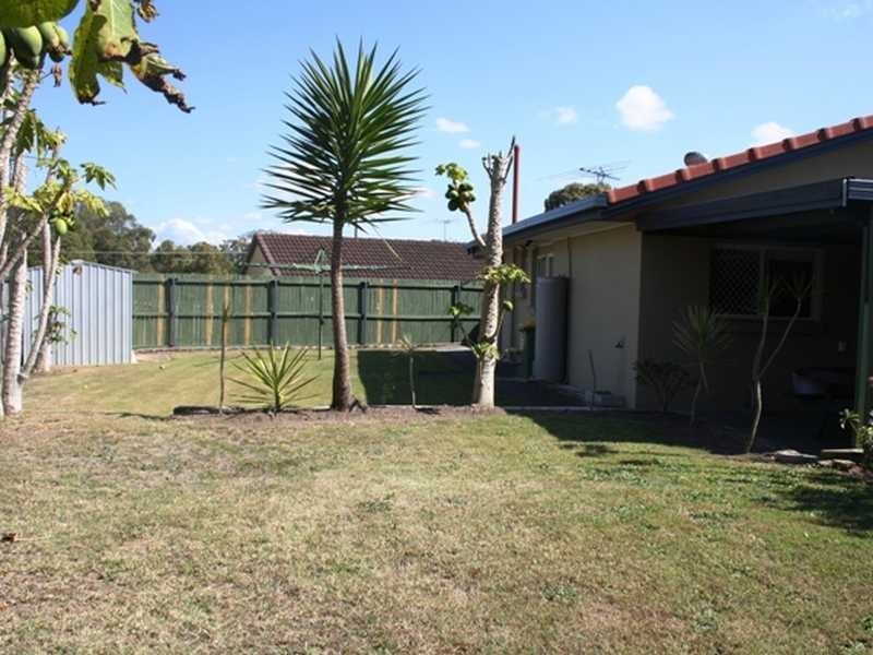 5 Van Dieman Crescent, Springwood QLD 4127