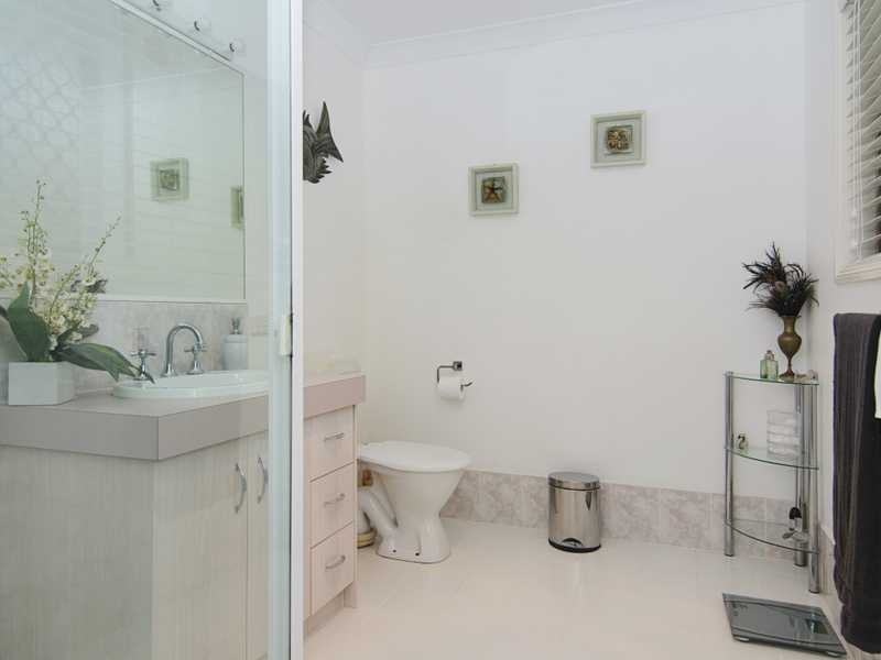 10 Innes Crescent, Cornubia QLD 4130
