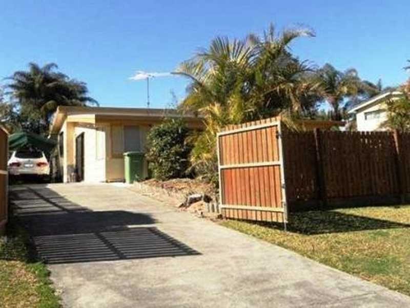 15 Rhodes Street, Loganlea QLD 4131