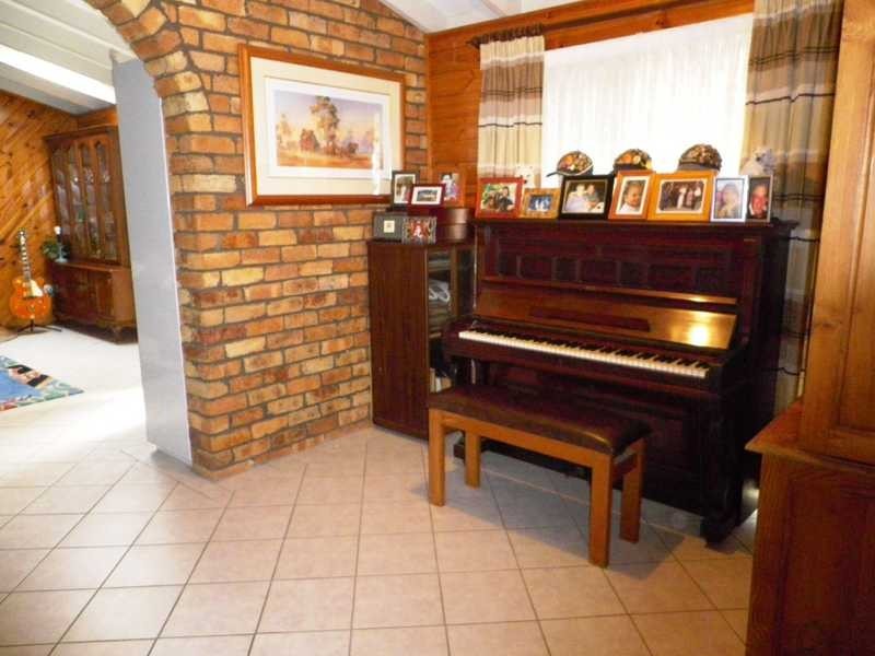 22 Borambil Street, Shailer Park QLD 4128