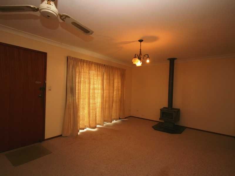 21 Gamenya Drive, Springwood QLD 4127