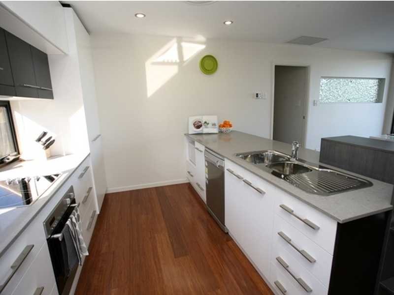 1 Baxton Place, Shailer Park QLD 4128