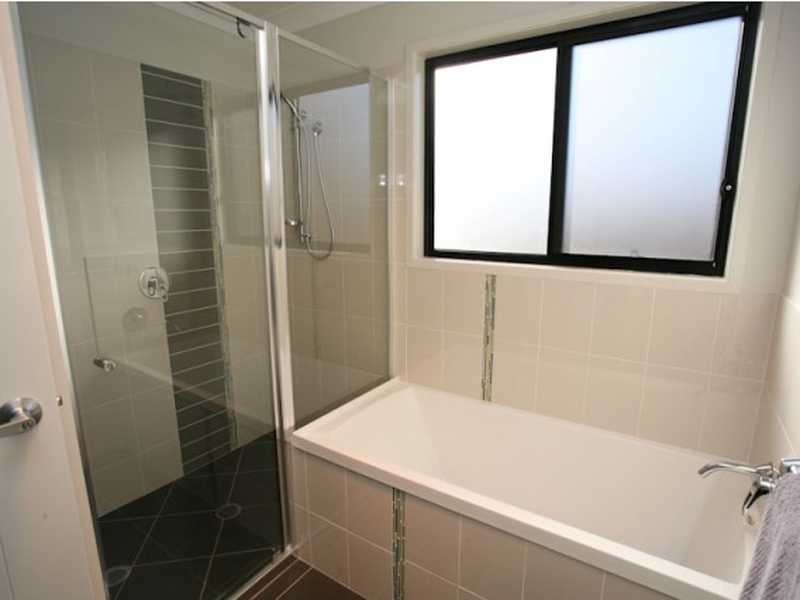 1 Baxton Place, Shailer Park QLD 4128